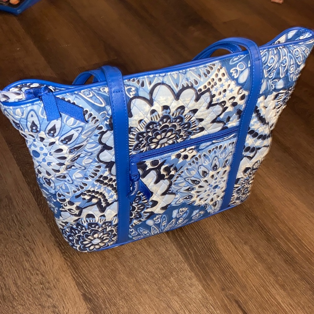 Vera Bradley Large Bag